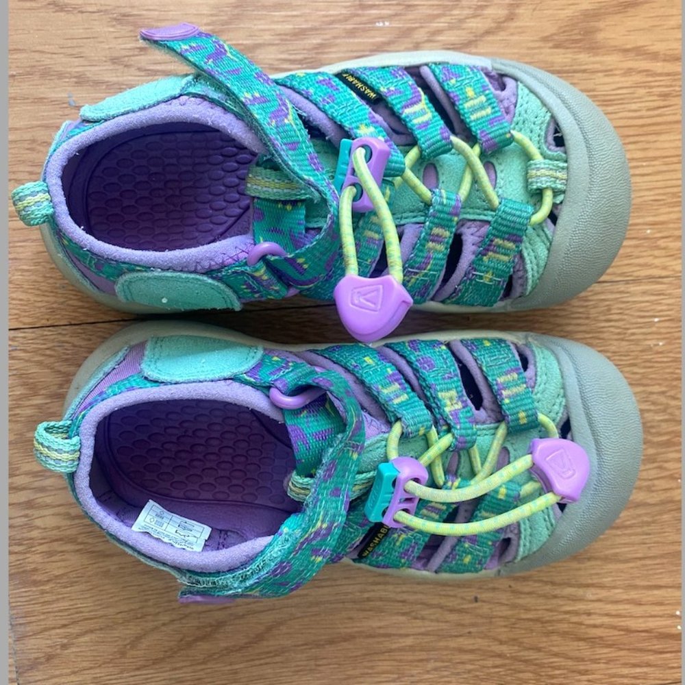 Keen Toddler Sandals EUC